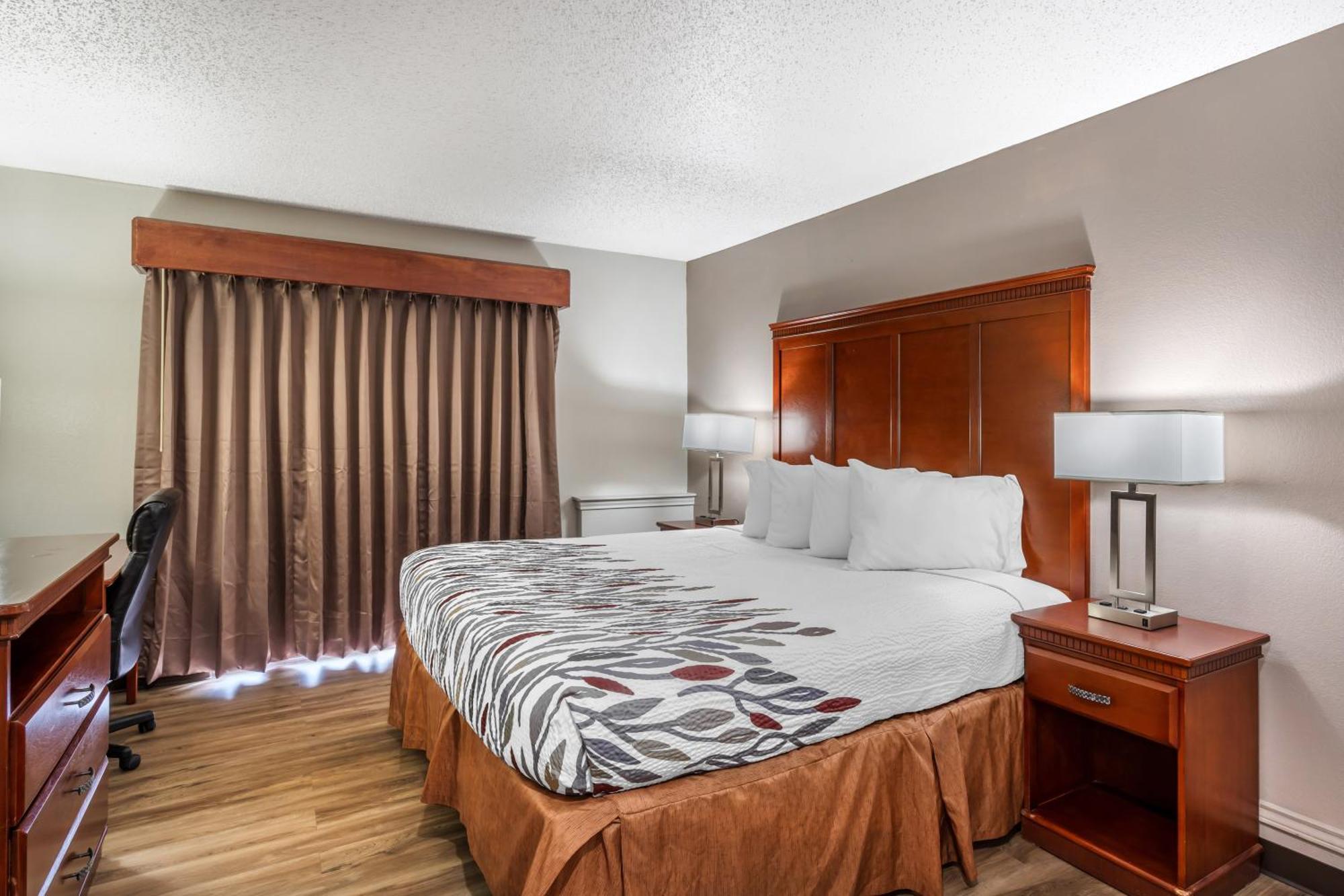 Red Roof Inn & Suites Салфер-Спрингс Экстерьер фото